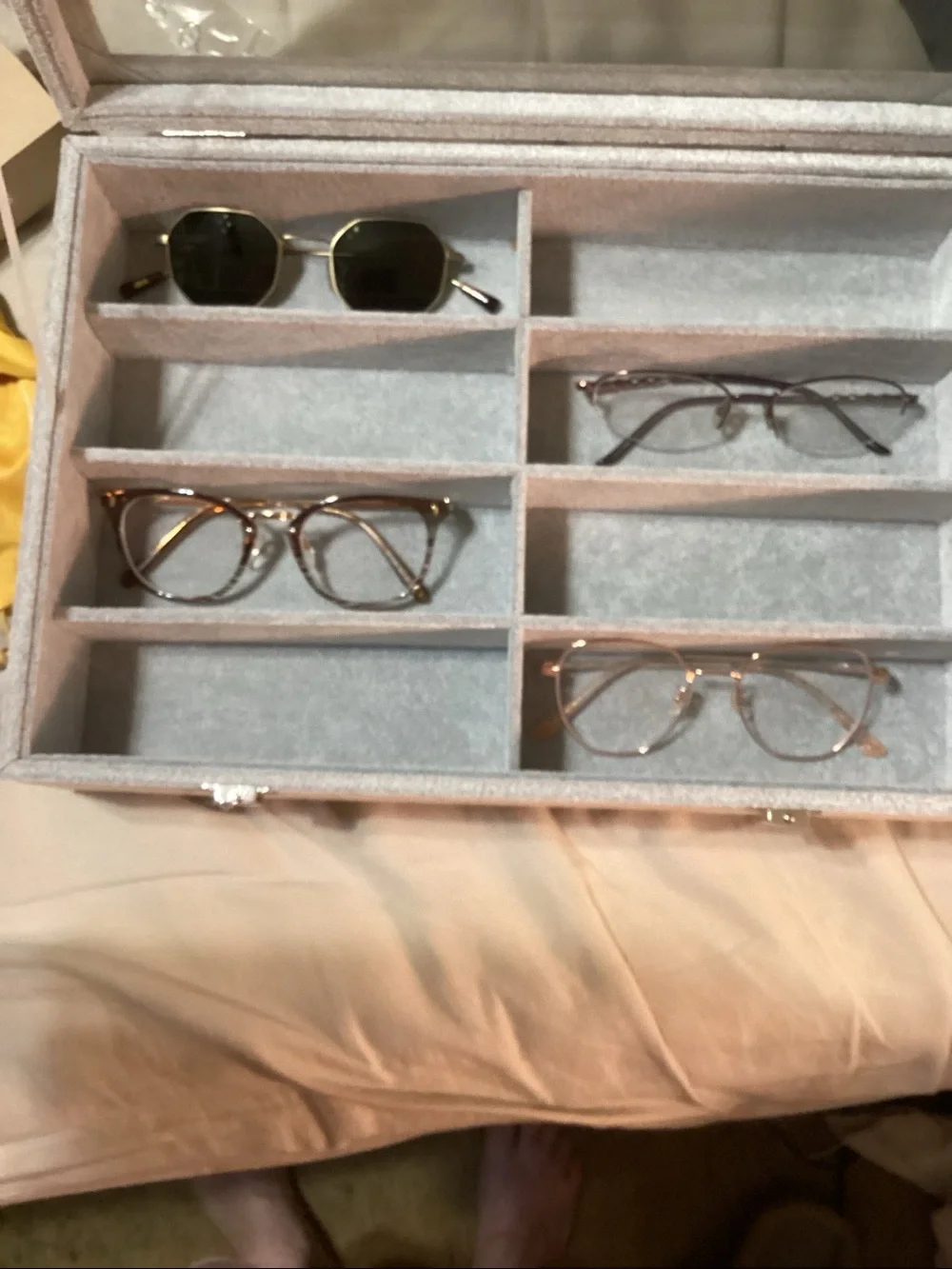 Gray Eyeglass/Jewelry Display Organizer Box with Compartments